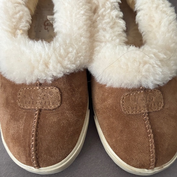 UGG Tan and Cream Sheepskin Slippers - Picture 7 of 9